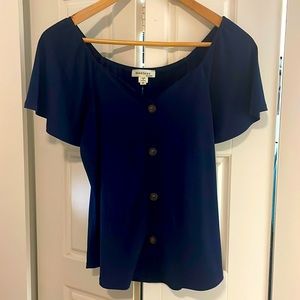 Navy top
